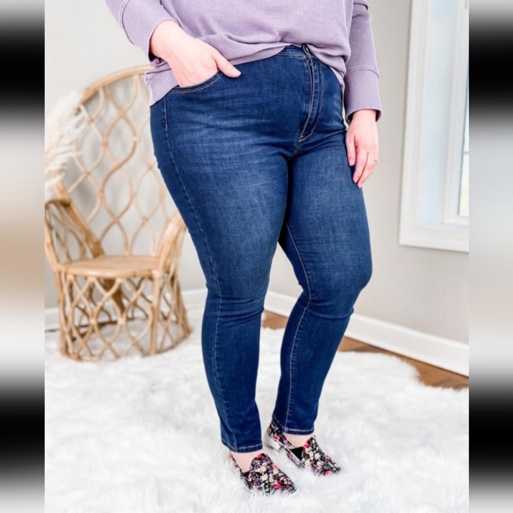 C'est Toi mid rise skinny jean nwt